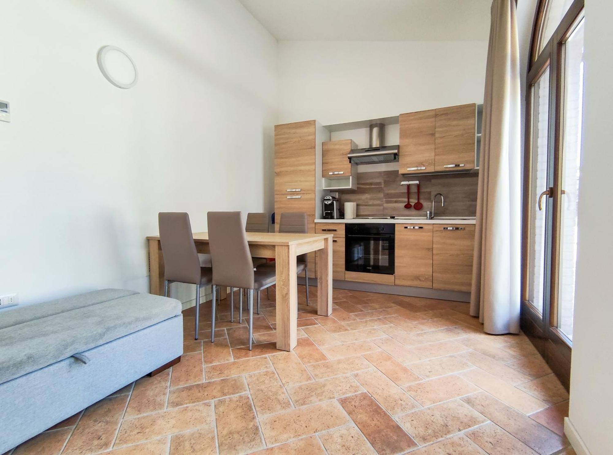 Superior Apartment,1539886168:JPEG